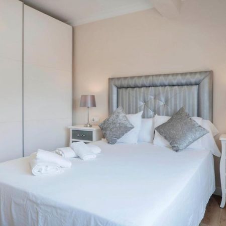 Apartamento Con Vistas A La Catedral A 15 Minutos Del Centro Malaga Luaran gambar