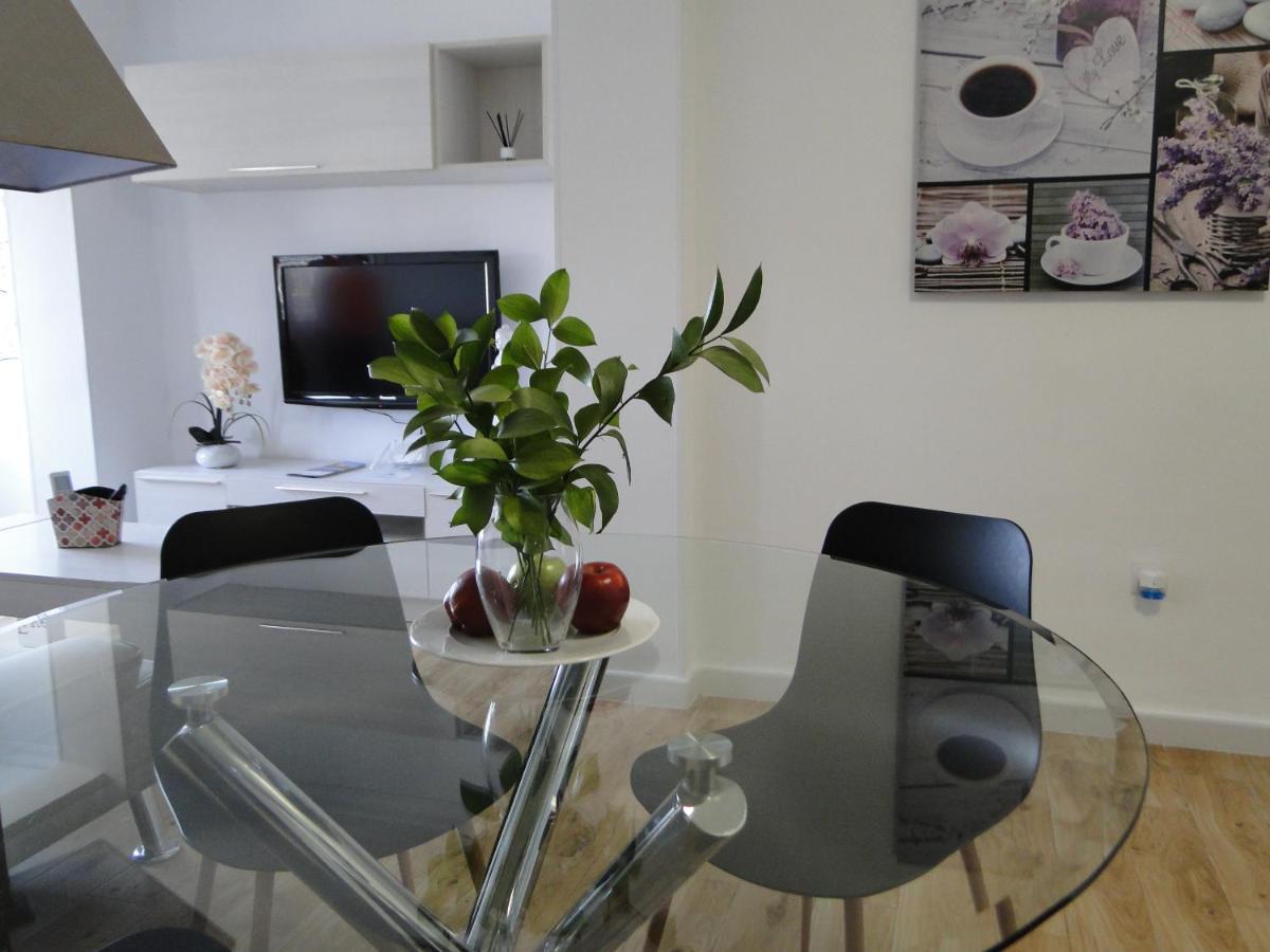 Apartamento Con Vistas A La Catedral A 15 Minutos Del Centro Malaga Luaran gambar
