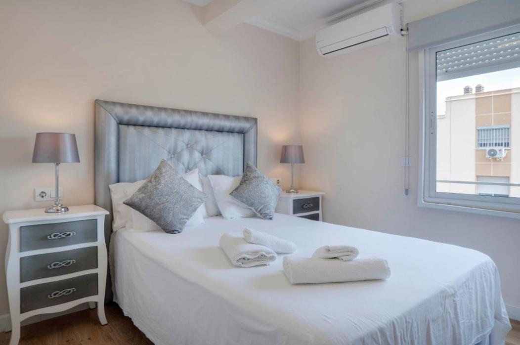 Apartamento Con Vistas A La Catedral A 15 Minutos Del Centro Malaga Luaran gambar